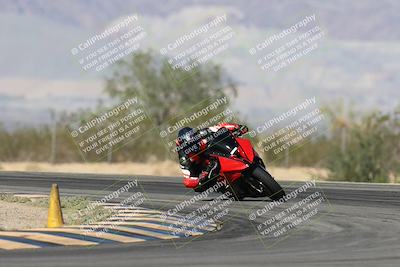 media/Nov-16-2025-Race Pace (Sun) [[8c5fa54630]]/Verified Riders/2-Turn 7 (945am)/